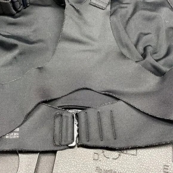 NIKE DRY FIT BLACK HIGH IMPACT BRA SIZE 34D- NICE! - Picture 6 of 7